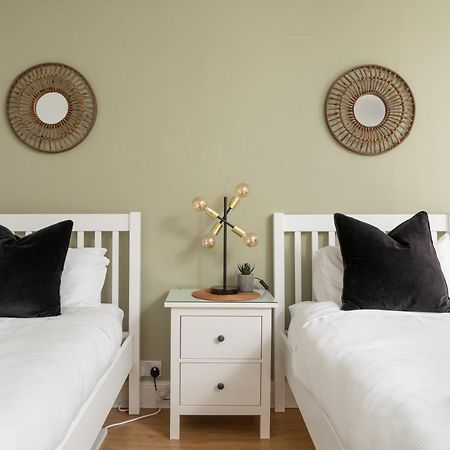 The Edinburgh Meadows Apartment Buitenkant foto