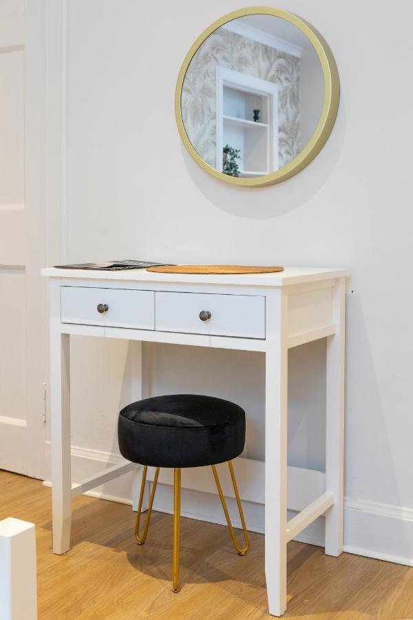 The Edinburgh Meadows Apartment Buitenkant foto